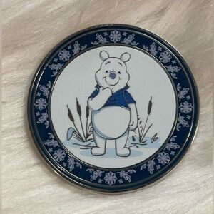 Disney Winnie the Pooh Tonal Floral Character Enamel Pin-Pooh